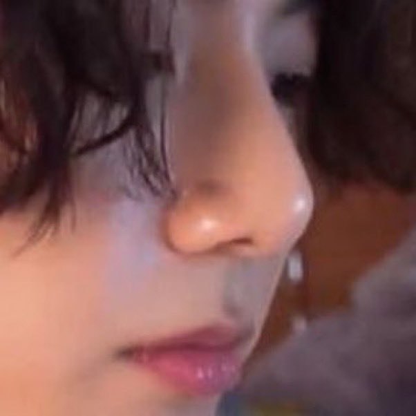 koogifs's tweet photo. JNOTD (jungkook nose of the day) https://t.co/E3XNa7mchd
