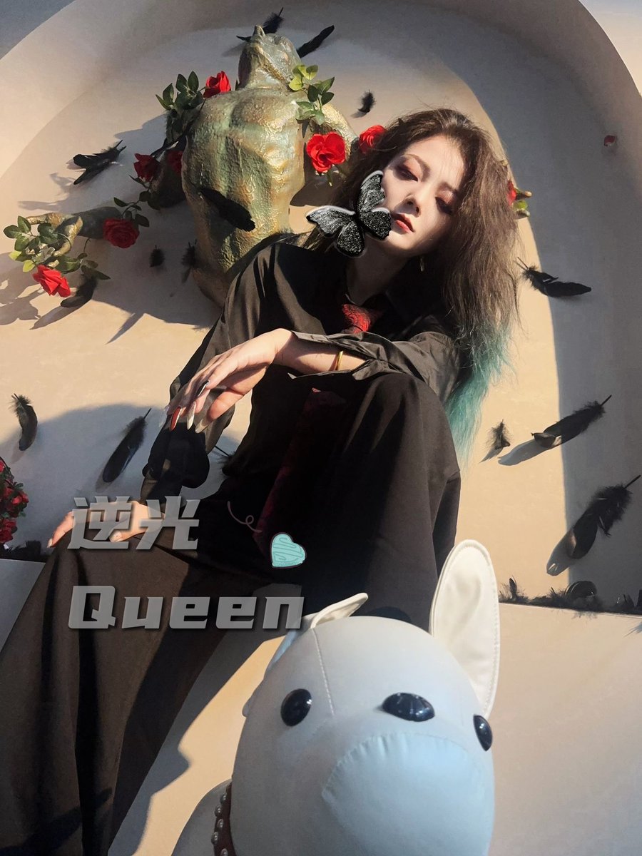 Geci79's tweet photo. 济南逆光Queen，绳艺玩家 SM天花板， #济南女王  #济南女S  #绳艺  心有山海，静而不争。 https://t.co/ZGDMImcwDj