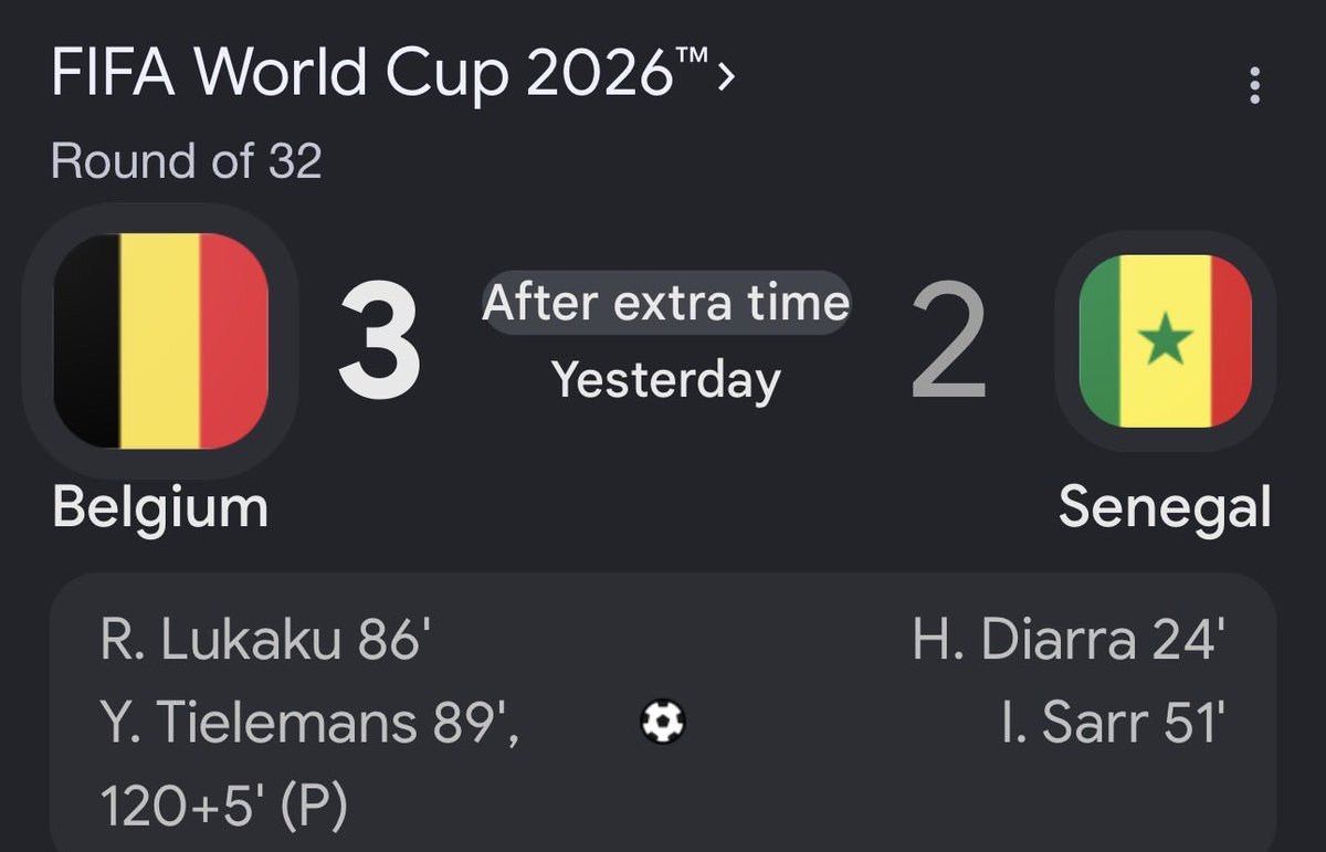 Vhicck's tweet photo. Everyone is complaining about the penalty awarded to Belgium at extra time, but nobody wants to acknowledge how reckless &amp; clueless the Senegalese technical team were.

How do you lose a 2-0 lead at 86th minute of a World Cup KO match?? https://t.co/AbtsAn5JRb