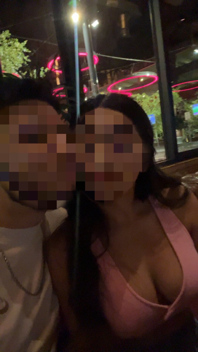 cuckforrealz's tweet photo. who wnats to cum all over my gfs tits while i watch? #cuckold wata chudai https://t.co/XhLXzUEUhP