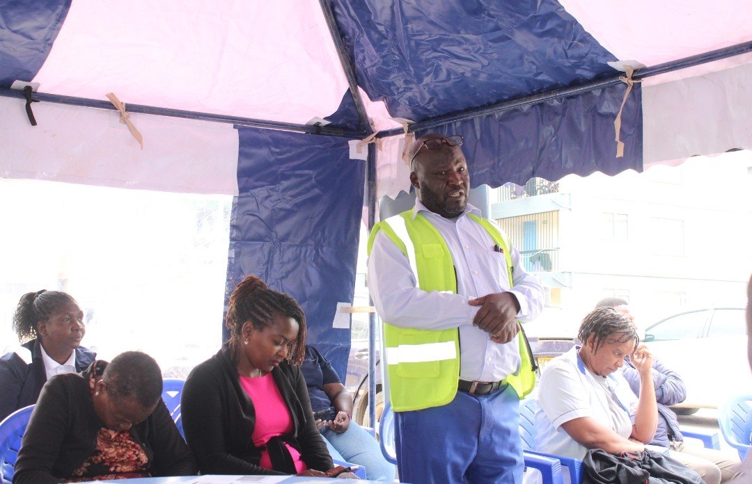 wasreb's tweet photo. WASREB and Nairobi City Water &amp; Sewerage Co. engaged Mbotela residents on billing, metering, tariffs, disconnections, NRW, and customer service, while encouraging timely bill payment, reporting illegal connections and improved complaint resolution.

 #WaterServicesForAll https://t.co/6bUUZHsN7t
