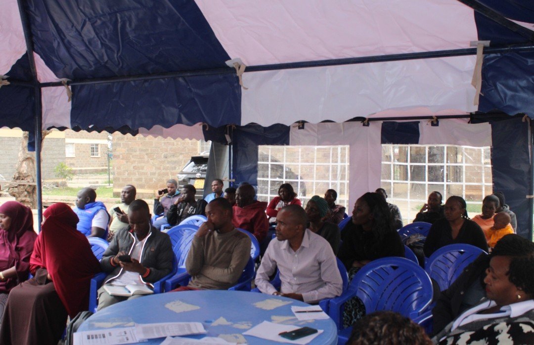 wasreb's tweet photo. WASREB and Nairobi City Water &amp; Sewerage Co. engaged Mbotela residents on billing, metering, tariffs, disconnections, NRW, and customer service, while encouraging timely bill payment, reporting illegal connections and improved complaint resolution.

 #WaterServicesForAll https://t.co/6bUUZHsN7t