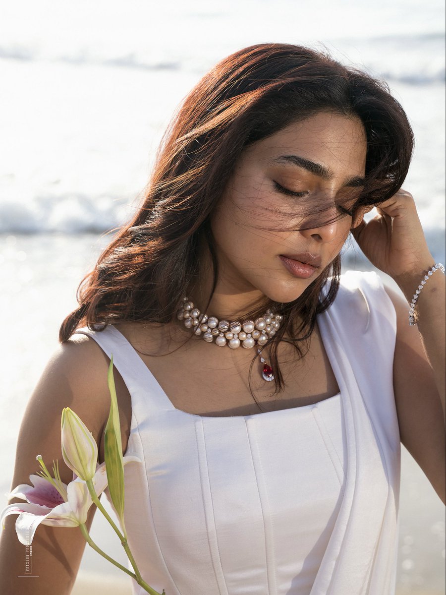 prachuprashant's tweet photo. Dump #2 

Recent work with #AishwaryaLekshmi for GK2 promotions ✨ https://t.co/Qv6hhNANb0