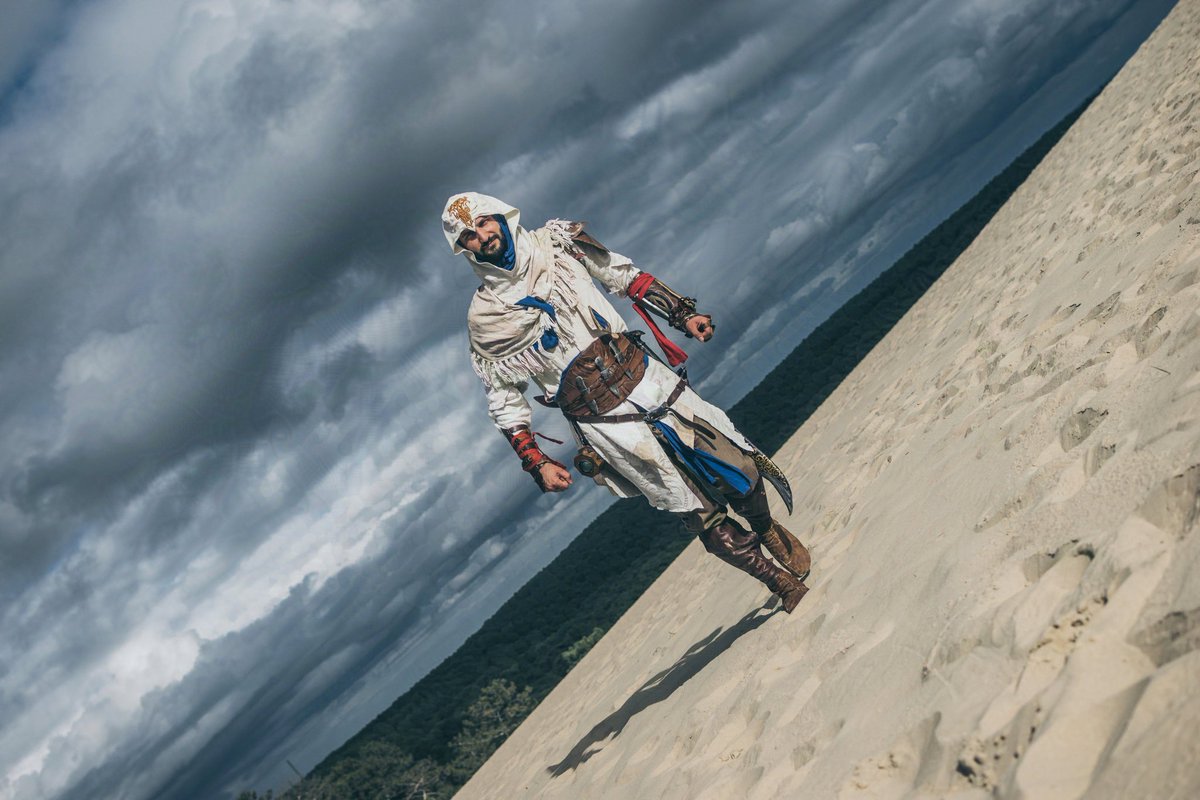 MickaTaef's tweet photo. "I'm on a mission
I don't need permission."
Assassin's Creed Mirage, Basim cosplay.
📸 Luffy photography (Insta) https://t.co/Mn7Z2zudKB