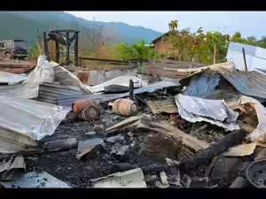 MenchingK61228's tweet photo. The Kamjong incident has once again heightened tensions in Manipur. Local sources have accused NSCN-IM cadres of carrying out the attack. A fair and impartial investigation, strict action against those responsible, and ensuring lasting peace are the need of the hour https://t.co/fJnZtkFITf