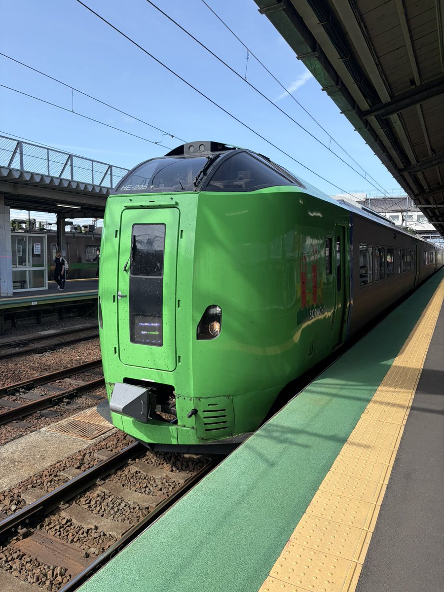 fleece_jp's tweet photo. 岩見沢でライラックに乗り換え。 https://t.co/HCEcjhcvCh
