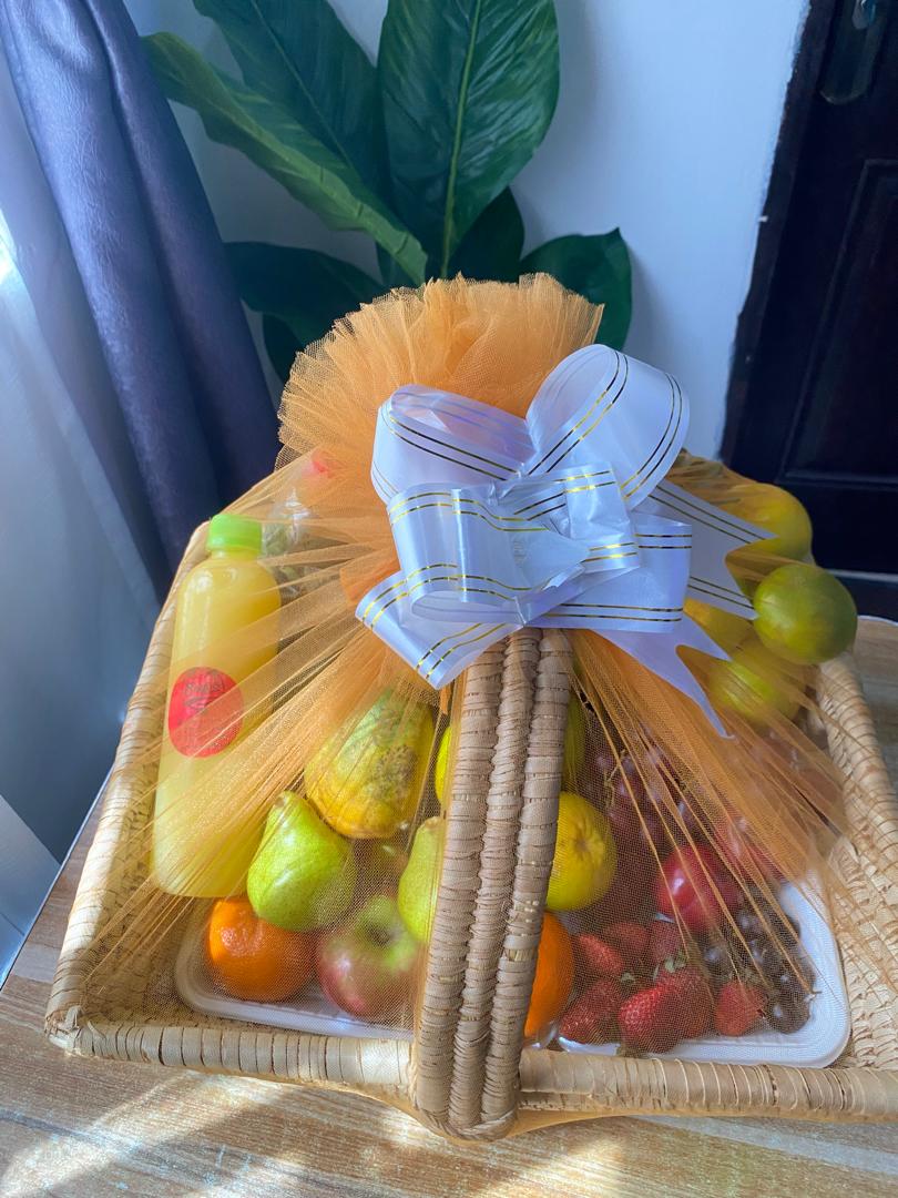 Soyi_Hadassah's tweet photo. I sell fruit basket in Abuja.

Customised to your preference.

Please repost🙏 https://t.co/Nl8zJmQnep