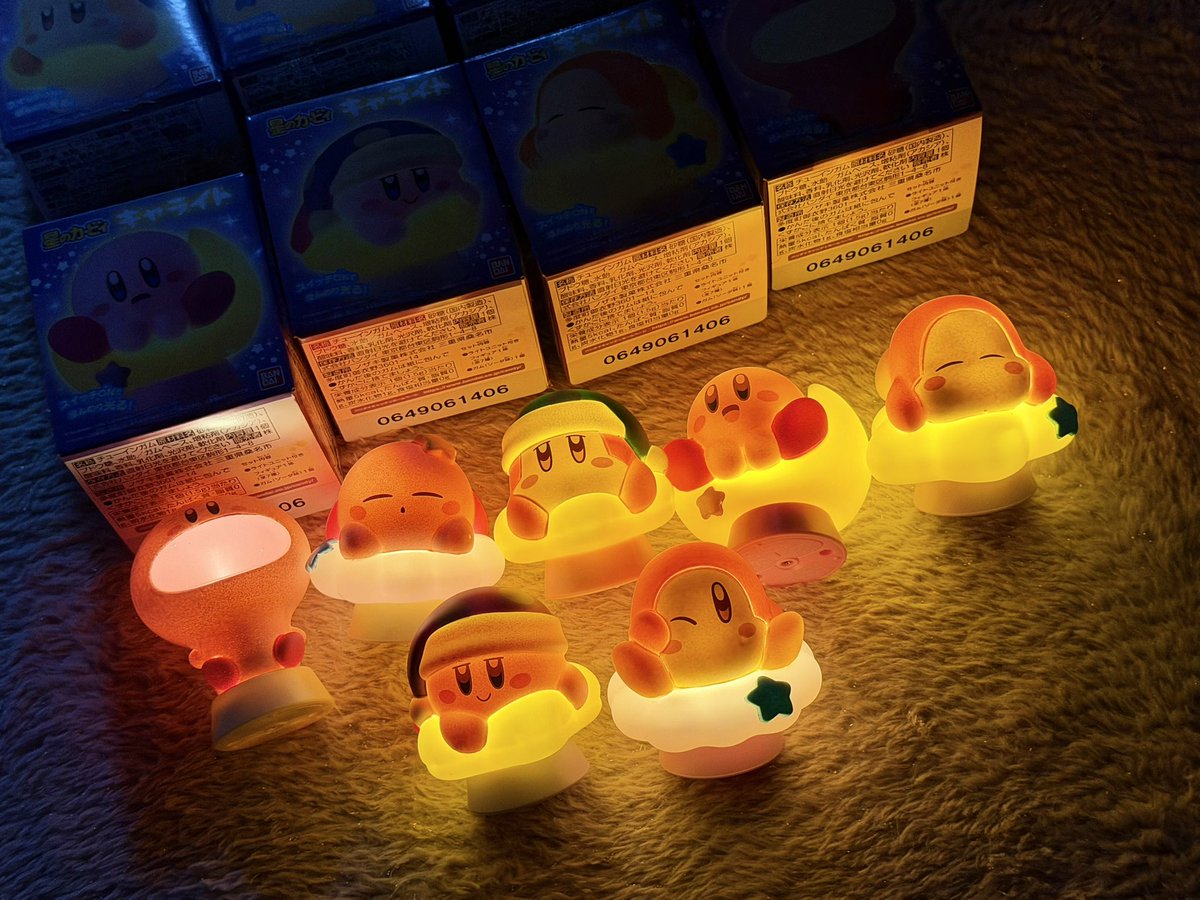 kirbychapoyo's tweet photo. キャライト開封しました…
可愛すぎるのに返したくなくて泣きながら撮影😭
膨らみなんてないし電池が問題なら外して飾るじゃだめなのか😭
自己責任で所持していちゃいけないのかな😭 https://t.co/Kz6r6kTWIs