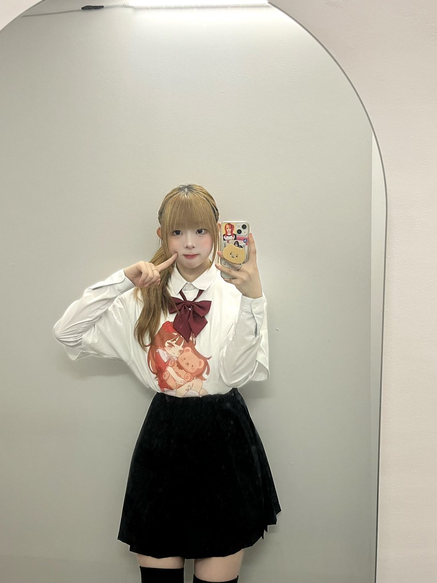 falcon_ne's tweet photo. 250409

루루야 생일 진심으로 축하해~~!!
루루의 첫 무대도 같이 있었는데~
추억이 하나둘 떠오르네요 ㅠㅠ
만나러 와줘서 고마워요 좋은 밤 보내세요!!!
#새벽 #남친 #여주주_트친소 https://t.co/lCYJ7ShuR1