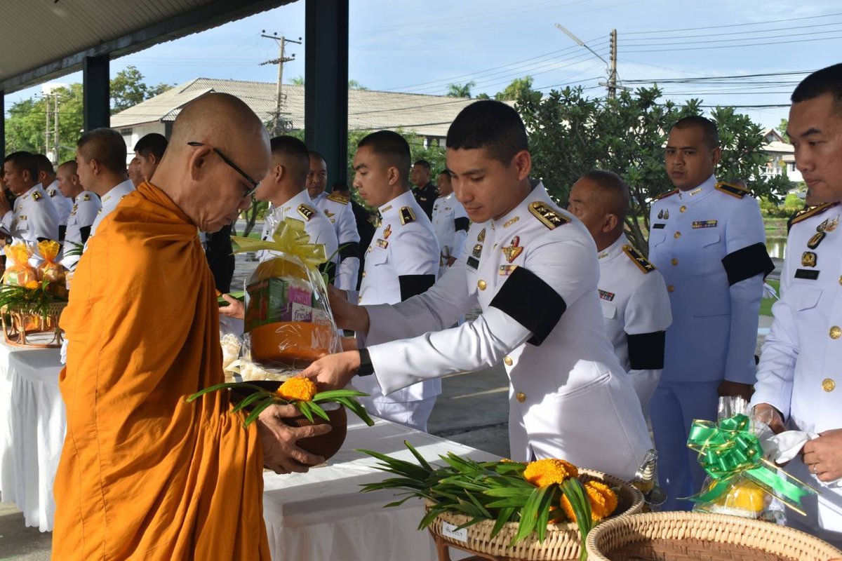 11Supportexpert's tweet photo. วันที่ 2 ก.ค. 69 พ.อ.รณภัทร เชาวนเกตุ เข้าร่วมกิจกรรมแสดงความจงรักภักดีและเทิดทูนสถาบันพระมหากษัตริย์ เนื่องในโอกาสวันคล้ายวันประสูติ สมเด็จพระเจ้าน้องนางเธอ เจ้าฟ้าจุฬาภรณวลัยลักษณ์ อัครราชกุมารี กรมพระศรีสวางควัฒน วรขัตติยราชนารี วันที่ 4 กรกฎาคม 69
📍พิธีทำบุญตักบาตรพระสงฆ์ 🙏 https://t.co/CI6ytdkrFI
