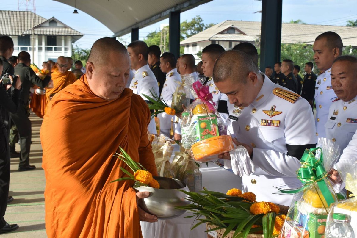 11Supportexpert's tweet photo. วันที่ 2 ก.ค. 69 พ.อ.รณภัทร เชาวนเกตุ เข้าร่วมกิจกรรมแสดงความจงรักภักดีและเทิดทูนสถาบันพระมหากษัตริย์ เนื่องในโอกาสวันคล้ายวันประสูติ สมเด็จพระเจ้าน้องนางเธอ เจ้าฟ้าจุฬาภรณวลัยลักษณ์ อัครราชกุมารี กรมพระศรีสวางควัฒน วรขัตติยราชนารี วันที่ 4 กรกฎาคม 69
📍พิธีทำบุญตักบาตรพระสงฆ์ 🙏 https://t.co/CI6ytdkrFI