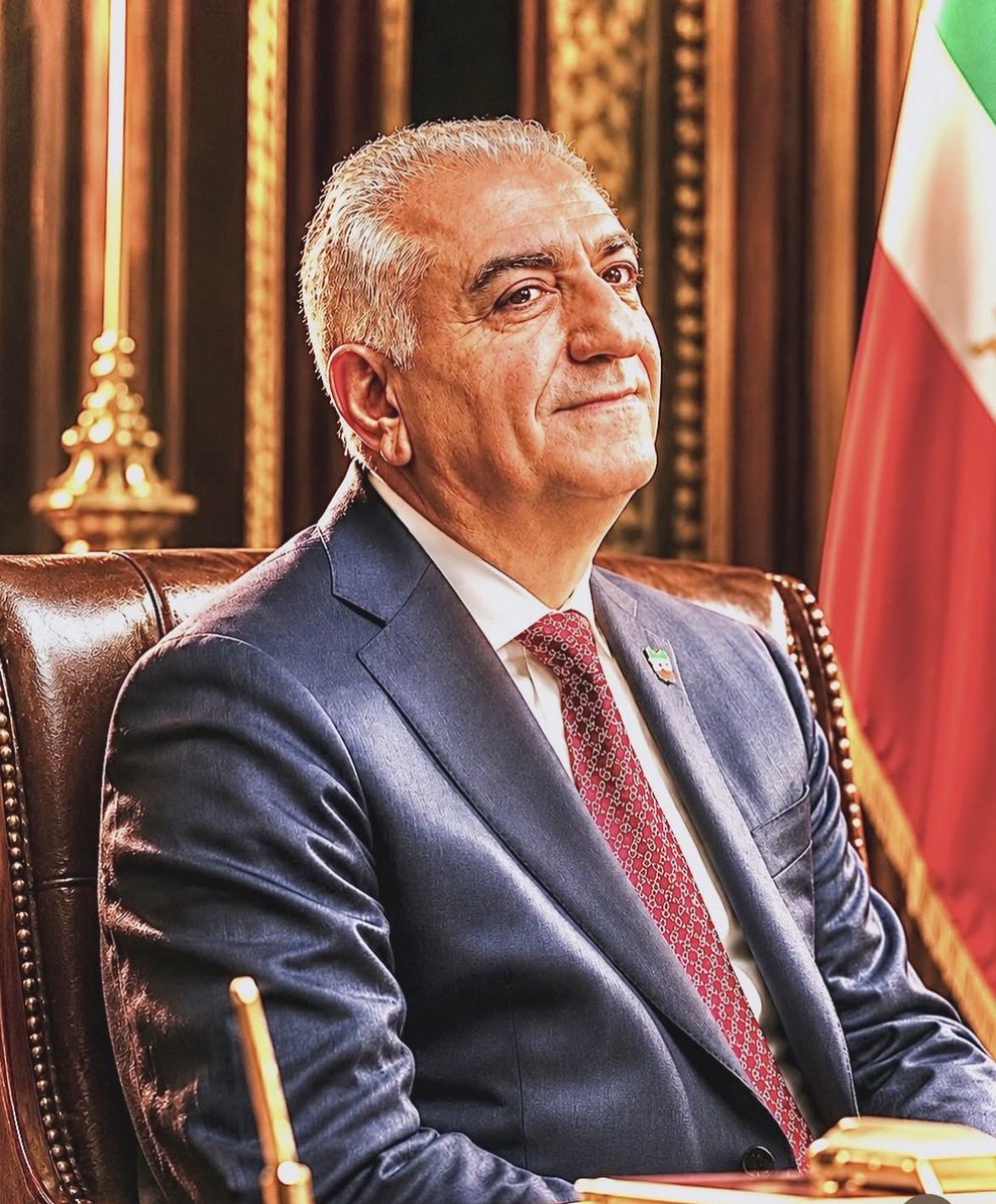barsamkhan's tweet photo. @estemnayi1 جاوید شاه #KingRezaPahlavi #KingRezaPahlaviforIran #انقلاب_شیروخورشید #Javid_Shah https://t.co/d2IrsO7p7v