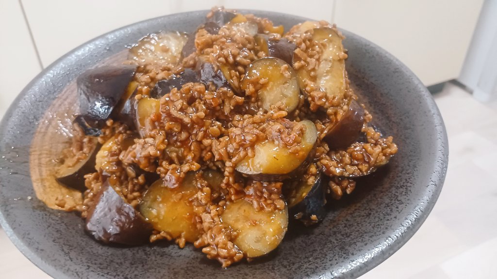 ata_uhuru's tweet photo. 白米をガッツリ食べたくて麻婆茄子作った🍆 https://t.co/U4Dd6LWSQ0