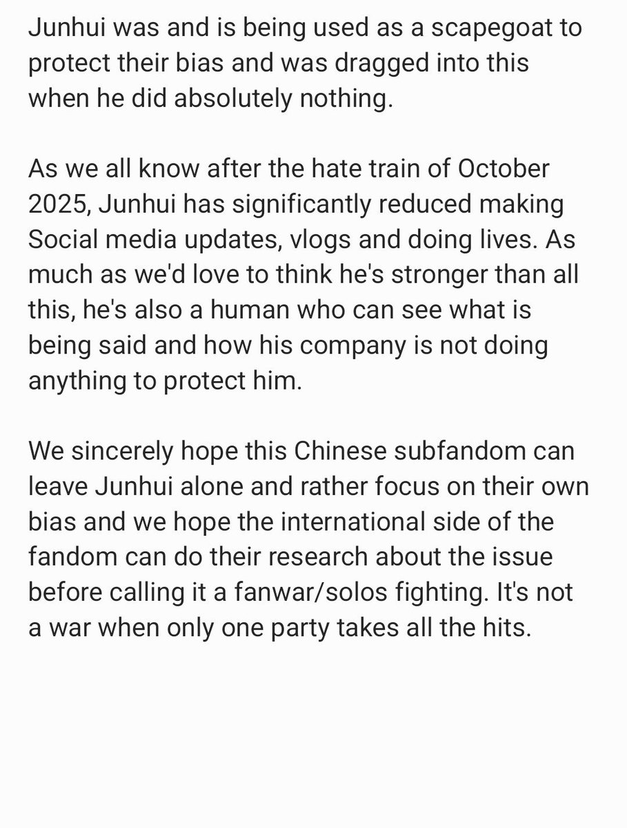 JunPOPbase's tweet photo. We didn't elaborated much because the situation also involves another member but that doesn't mean this can be deemed as 'fanwar'.
Junhui was dragged into something that had nothing to do with him. https://t.co/BcZbFaMgnD