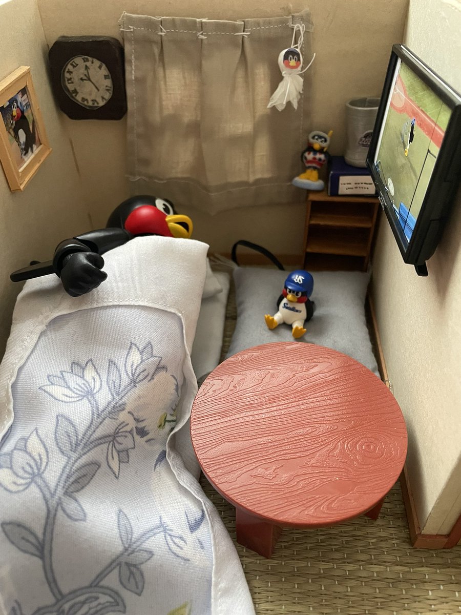 atasu28's tweet photo. もう皆んな起きてるの？
ごろごろだらだらしてるのつばくろうだけ？ https://t.co/BYlXMqemoe