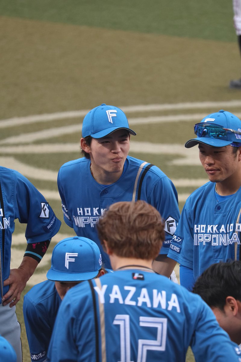 buhanasub's tweet photo. 2026.05.14 ZOZOマリンスタジアム

#田宮裕涼
#lovefighters https://t.co/AKty4xWt9k