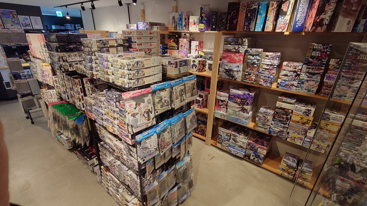 GEARBOX_8noHe's tweet photo. 7/2 11:00です。
GEARBOX、本日の営業スタート！

揺れるー想いー
からだじゅう感じてー
という、よりによってなﾊﾅｳﾀを

よろしくおねがいします！
#GEARBOX #ギアボックス #八戸市 https://t.co/tdQYYEisp0