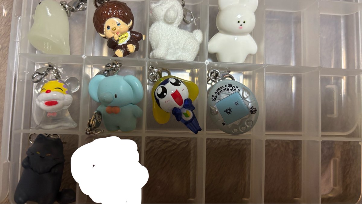 Uyr0_'s tweet photo. めじるしチャーム 交換

譲￤画像
※中には使用していたものもある為気にならない方
2枚目もんちっち鼻部分に擦れあり

求￤未所持ならなんでも可‼️
お気軽にお声掛けください> ̫<

📮郵送交換希望

HUNTER×HUNTER / サンリオ / ケロロ軍曹 / ワンピース / 仮面ライダー / ハム太郎 / スージーズー https://t.co/o0bytSpSnv