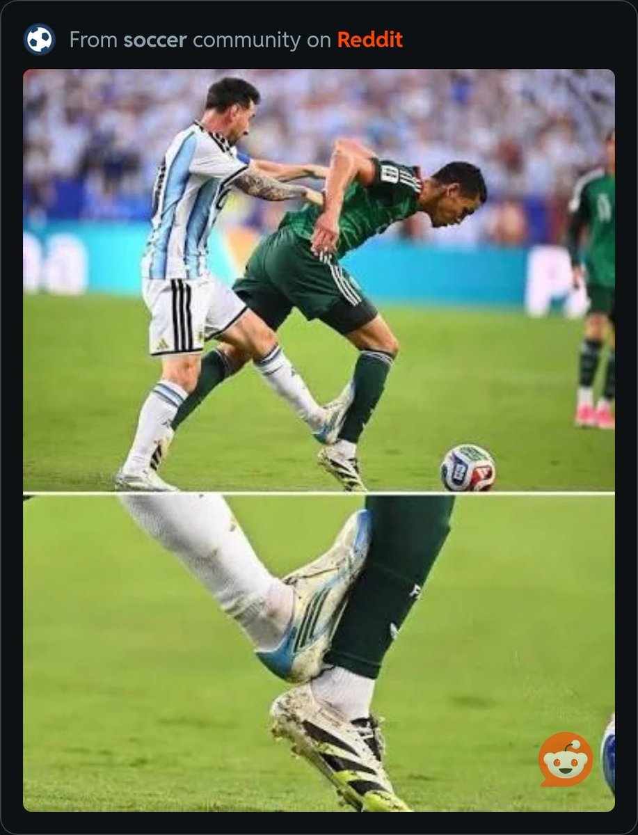 MLSMoves's tweet photo. BUT THIS WASNT EVEN A CARD!!! Make it it make sense https://t.co/7V79Xpno6E