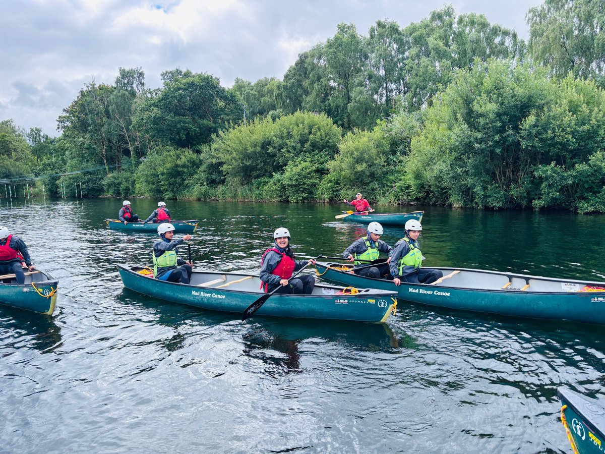 HQ_DG_NCC's tweet photo. The NCC YEP Delegation to the UK embarked on an invigorating canoeing experience across the pristine waters of Llyn Padarn, where precision, coordination, and collective effort were indispensable for successful navigation. Amidst the awe-inspiring Welsh landscape, the activity cultivated resilience, leadership, and esprit de corps, exemplifying the enduring values of adventure training and teamwork. 🚣🇮🇳🤝🇬🇧 #NCCIndia #YEP #UnitedKingdom #Adventure #Culture @SethSanjayMP @SpokespersonMoD @adgpi @IAF_MCC @indiannavy
