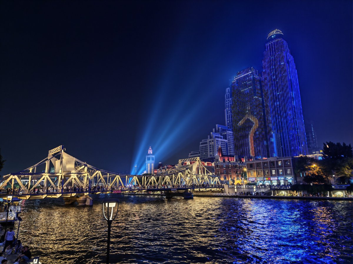 Tattvapura's tweet photo. #鎮百景
中国、天津市の夜景。日本人は知らなさすぎる、東京など既においこしている市が中国には多くあることを。 https://t.co/xpVBmDdCTd