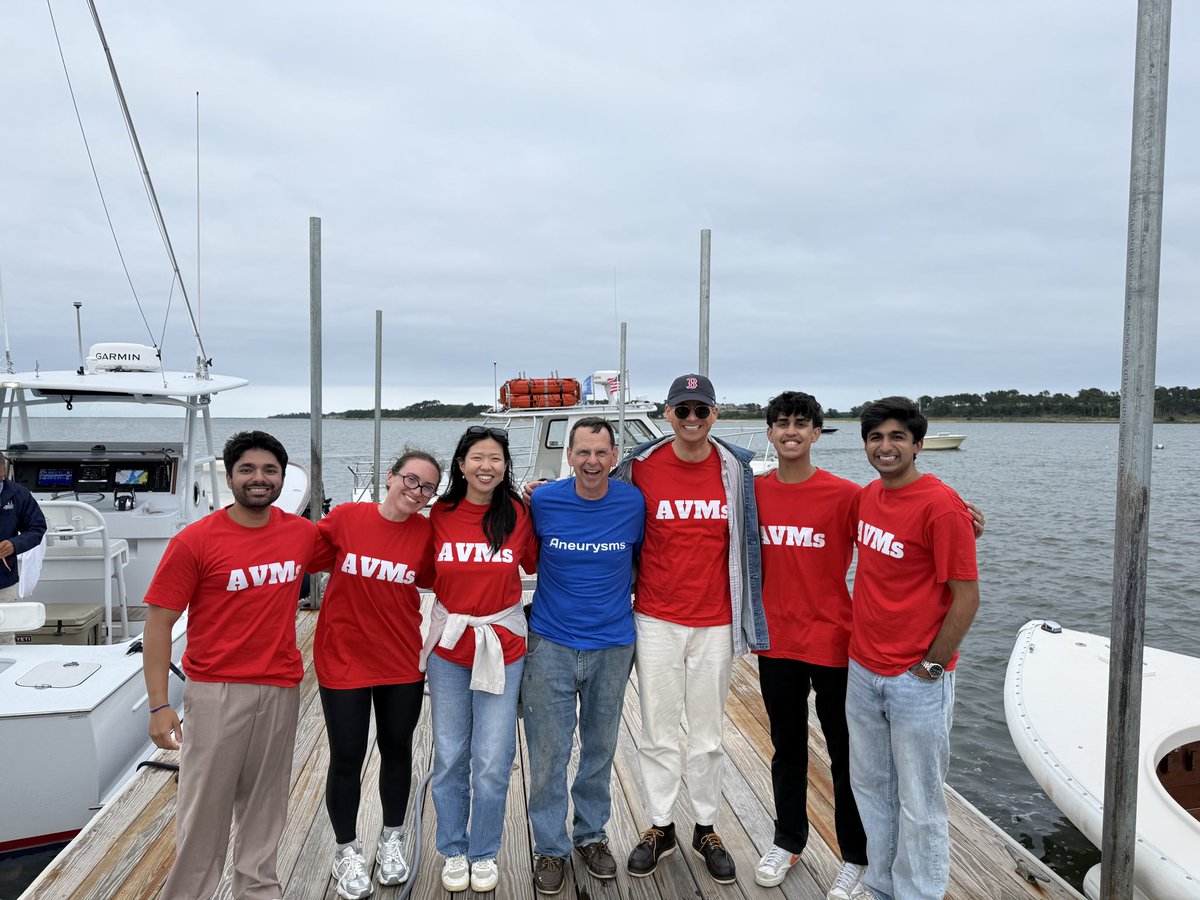 Ogilvy_Research's tweet photo. The Ogilvy Research Group brought 8 talks to this year’s New England Neurosurgical Society conference. Proud of our team for representing our latest cerebrovascular research! Turns out great research teams make great fishing crews too. 🎣 
#Neurosurgery #NENS https://t.co/BvYW9WXVES