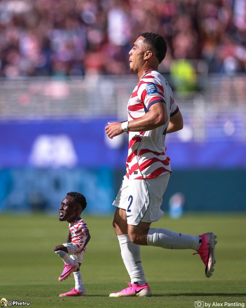 Phetru's tweet photo. 🇺🇸 United States 2 - 0 Bosnia and Herzegovina
Round of 32 · FIFA World Cup 2026

Goals:

🇺🇸 Folarin Balogun 45’
🇺🇸 Malik Tillman 82’

🇺🇸 United States advance to the Round of 16

📸 by Alex Pantling https://t.co/ZR65ZQqfsH