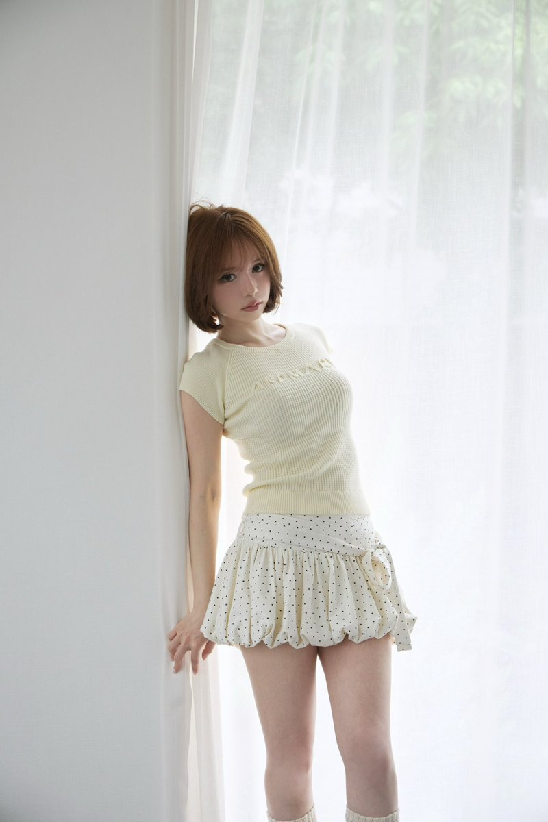 andmaryofficial's tweet photo. Raglan logo tops
color white/pink/gray
¥9,900-tax in

立体的なロゴが目を惹くデザイントップス。
身頃は立体感のあるワッフル編みで、ラグランスリーブの配色デザインがポイントに。

発売日7/5(日)store10:30-web20:00-
instalive7/4(土)19:00-

#andmary https://t.co/YpyGjqrnJ5