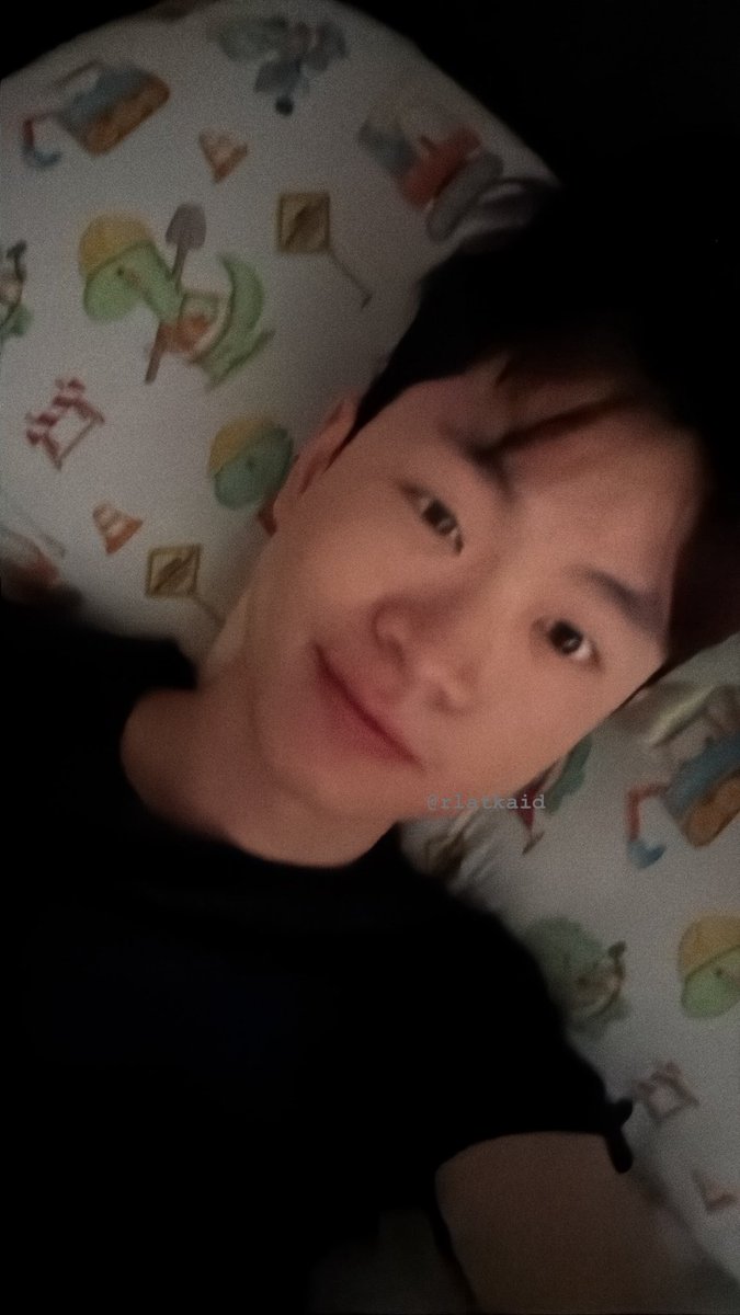 rlatkaid's tweet photo. Morning pap for u syg, aku baru bangun nih. Kamu semangat ya kerjanya🫶🏻 https://t.co/OOO9BFGCyz