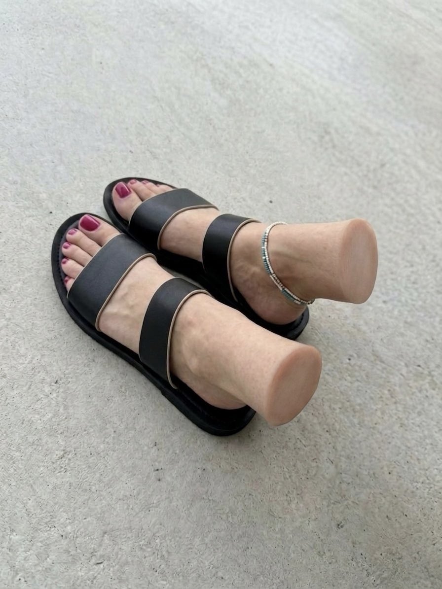 TylerBron2's tweet photo. It’s always an amazing day when you have these feet all to yourself 😏😈

@claufeettanen https://t.co/8uWADYP13l