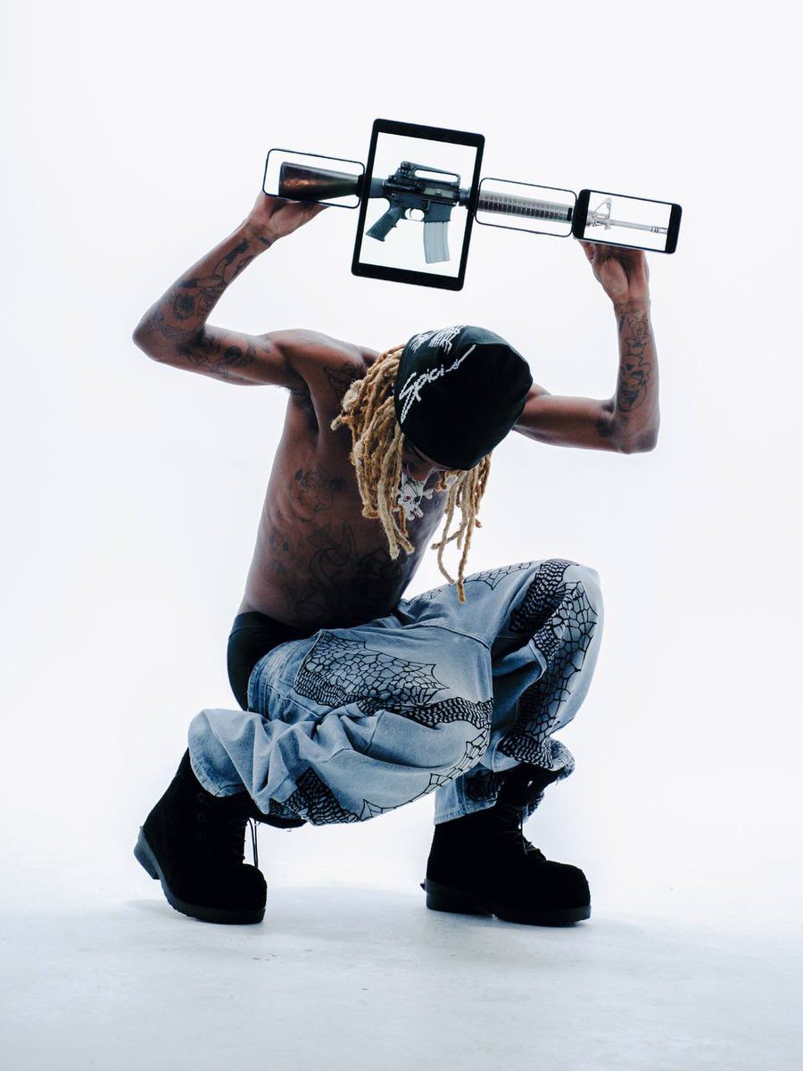 catalogging's tweet photo. OsamaSon for Spicie Brand Streetwear Drop (2026)

He is seen holding up 3 phones and a tablet which resembles a prop. https://t.co/ido7t4uLJQ