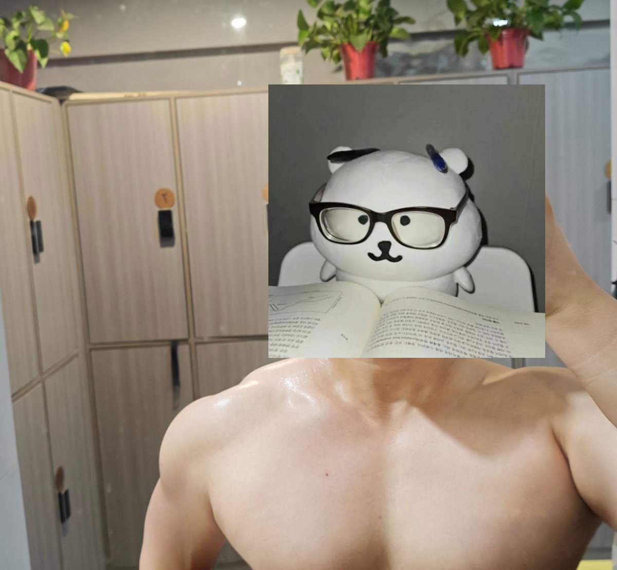 404notfound113's tweet photo. 300个飞鸟+8组上胸，感觉我的斜方肌已经爆炸了
(想想最开始健身一周能六练，当时也是真抗造啊😗) https://t.co/2y5ems9j4B