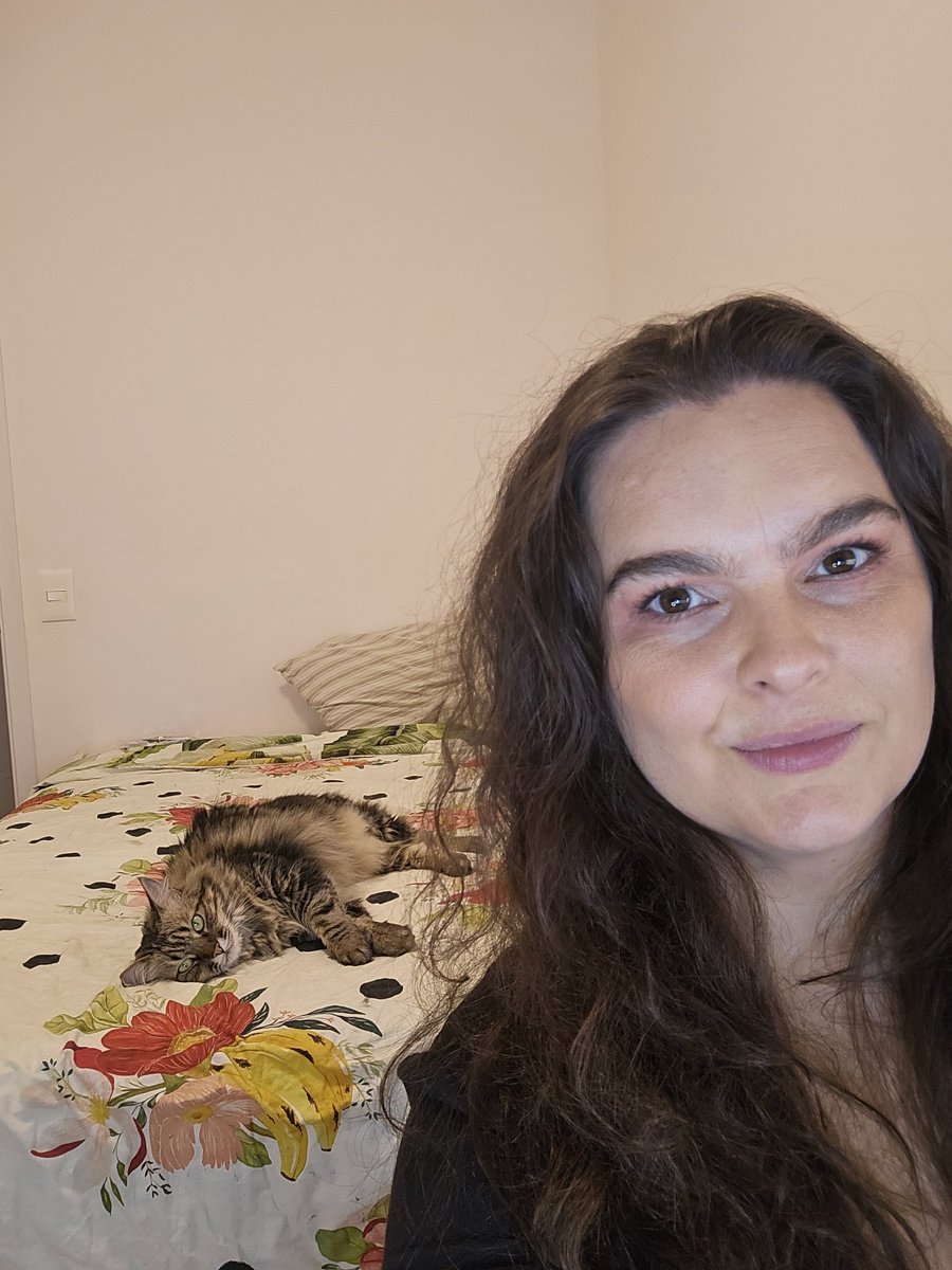 thealealeale's tweet photo. Minha companheira de todas as fases da vida! https://t.co/Tl97Cx0S2s