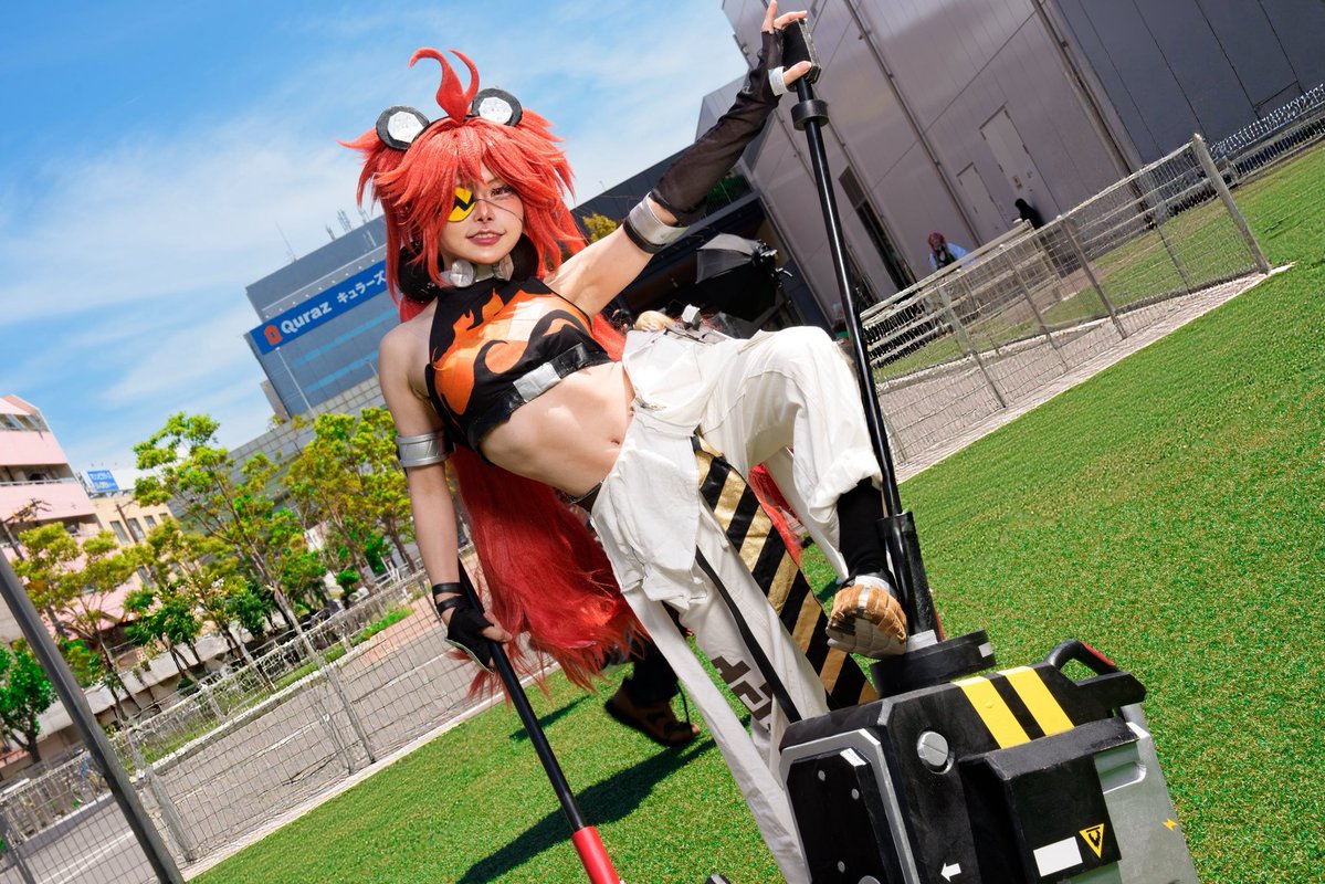 iihitocos's tweet photo. If someone asked me what the best part of my cosplay is, I'd probably say my abs... haha. I don't think I put nearly as much effort into anything else. https://t.co/50oSbtCB86