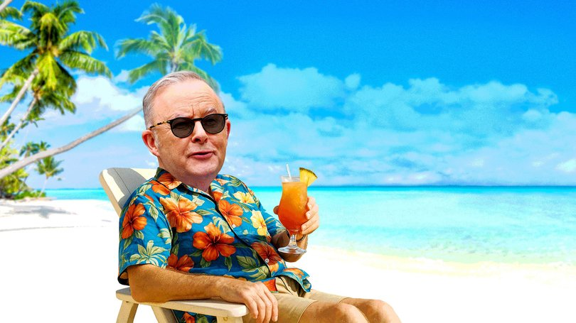 Ausbobsmit's tweet photo. Parliament will be suspended for 5 weeks after today. Winter break for the politicians. What other employer shuts up shop for 5 weeks during winter?

Albo is off to Fiji. He will say its work related so he can use the VIP jet. We all know it's a winter holiday for the grifter and liar in the lodge.