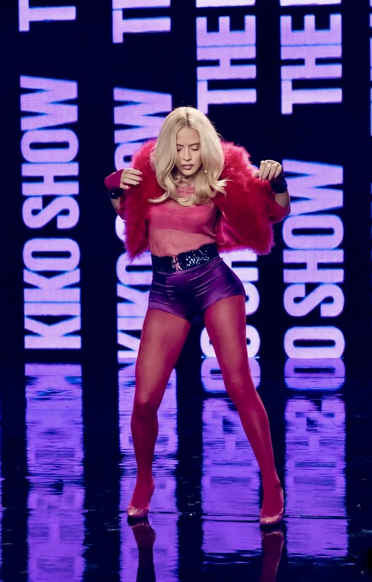 FredSmarty's tweet photo. @Spotify Queen #madonna 👑 https://t.co/MGYEArJCcd