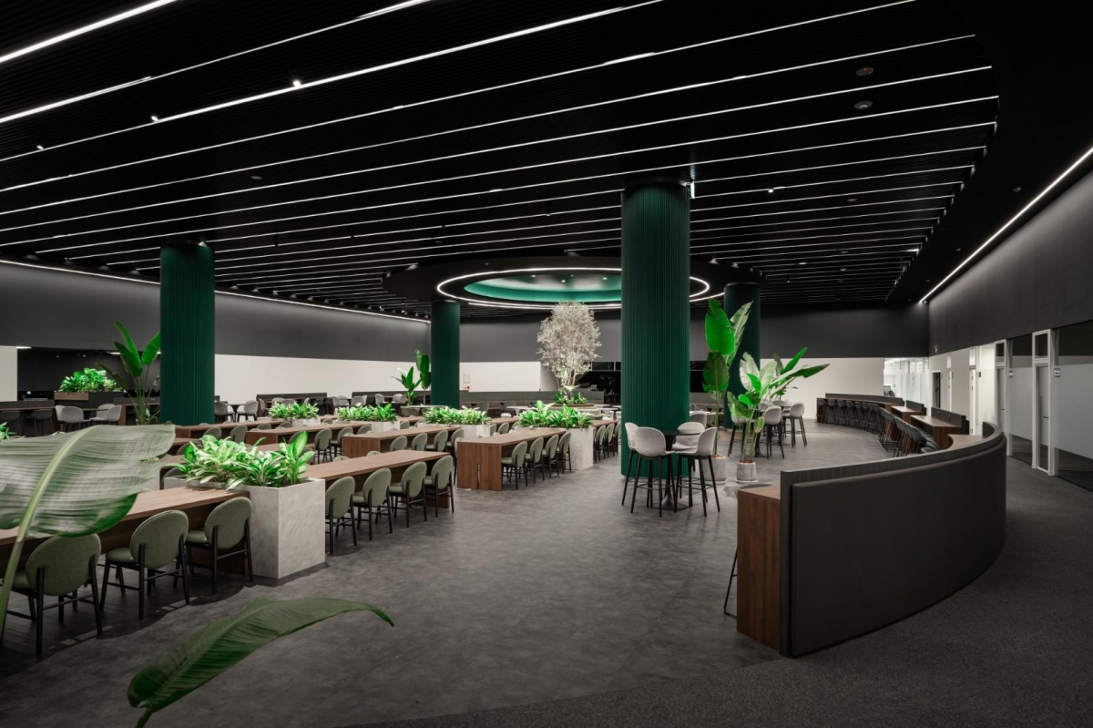 lightspace_news's tweet photo. This project transforms a large shared dining area into a multifunctional space that integrates dining, socializing, collaboration, and relaxation. 

More info: https://t.co/K2o8a70ZFo
Email：info@lightspace.cc

#lightspace #Design #Chair #Sofa #officedesign #sofadesign https://t.co/4eIuUnNUT4