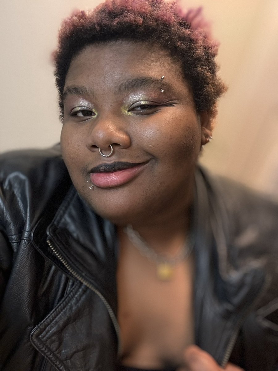 Dare2Dreamrpg's tweet photo. Trans butch goddess at your service https://t.co/WABwsnvYnv
