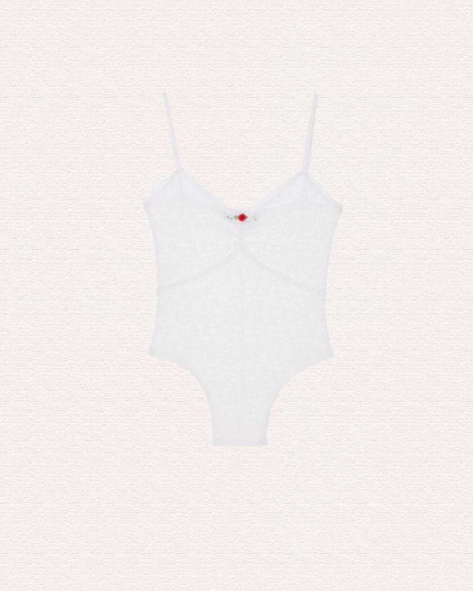 dollminsoo's tweet photo. 🩵 260701 이프아이 공식 인스타그램 라희 상의 정보📷
◾Brand : 로제프란츠(ROSÉ FRANTZ)
◾Item : Lace Bodysuit Sleeveless [Ivory]

#IFEYE #라희 #이프아이라희 #이프아이 #로제프란츠 #ROSÉFRANTZ https://t.co/rMaaSFyXgQ