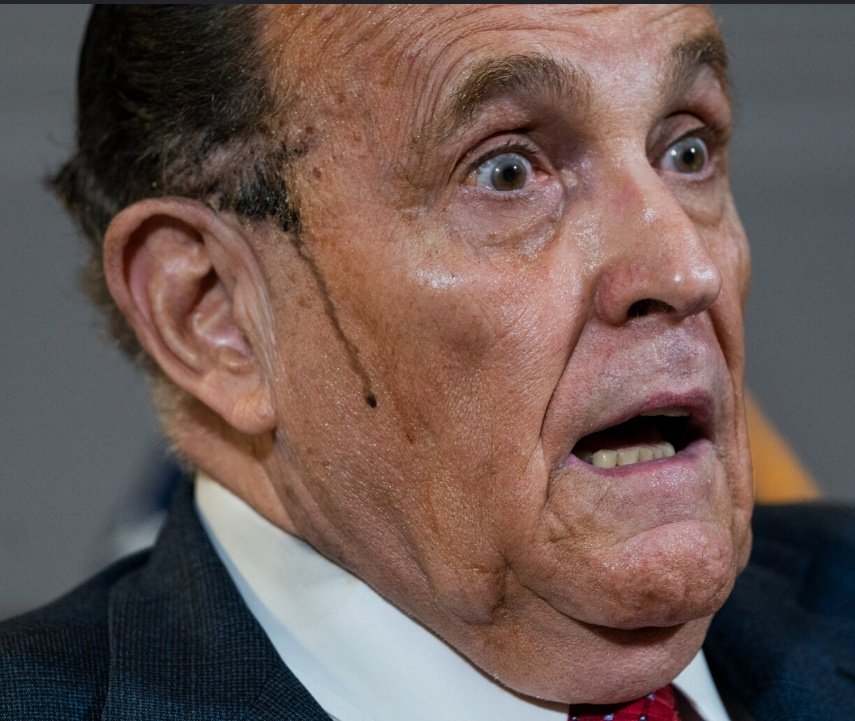 CattardSlim's tweet photo. Maga hero, Rudy Giuliani was a Communist Mayor that made New Yorkers keep their AC at 78° https://t.co/NspuDA3QuC