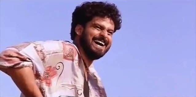 vjsunny90's tweet photo. 'Satya' released 28 years ago on 3rd July 1998

A film you never fast forward, even when you're watching it the 17th time.👌👏

Iconic dialogues "Mumbai Ka King Kaun Bheeku Maatre @BajpayeeManoj love you Sir #Classic #Goodoldmovie #Kalumama #Satya #alltimefavorite https://t.co/90GlJMzfbN