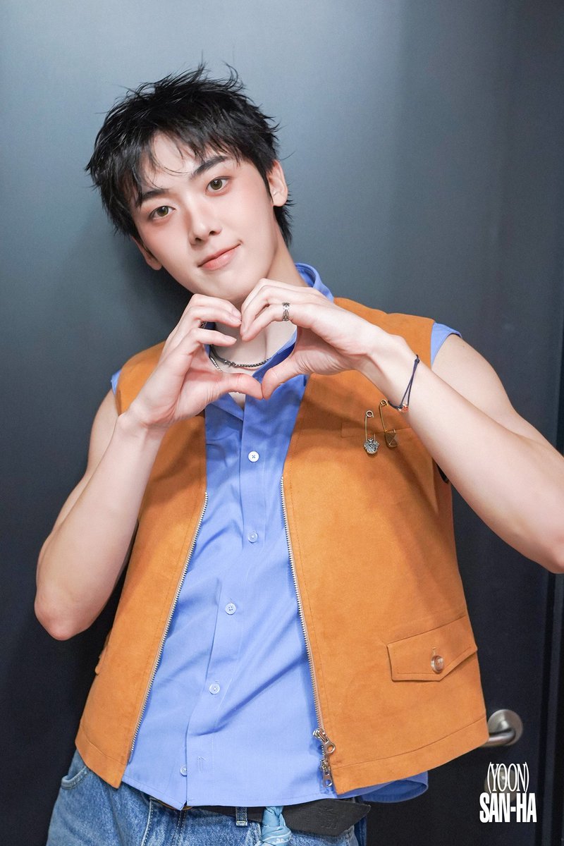 0212Kattitah's tweet photo. #YOONSANHA_ENCHILE

@ninshi_ent
@zafirolive
@freefallshows
@fantagiomusic_
@yoonsanha_offcl
@studio_pav
@kpopchileof https://t.co/rwwoPHyH88