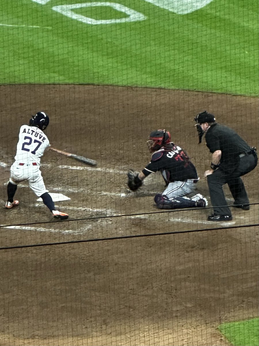 Djw829's tweet photo. ❤️❤️❤️⚾️Altuve ⚾️❤️❤️❤️

@astros https://t.co/IJUWYSZgXe