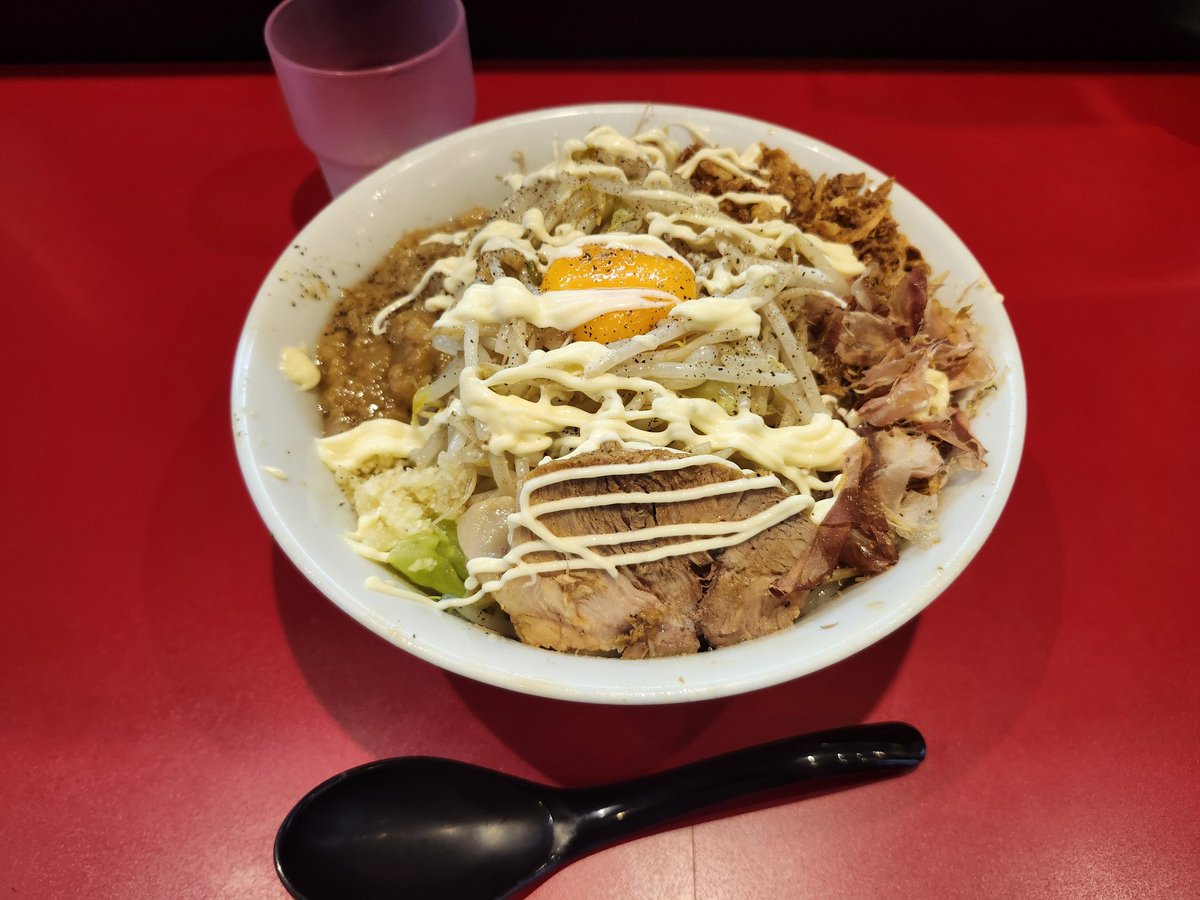marknotomo's tweet photo. つづきの汁なし旨かった
終始なに食ってるのかわからんくらい色々な味が楽しめる https://t.co/iQn44l0QmH