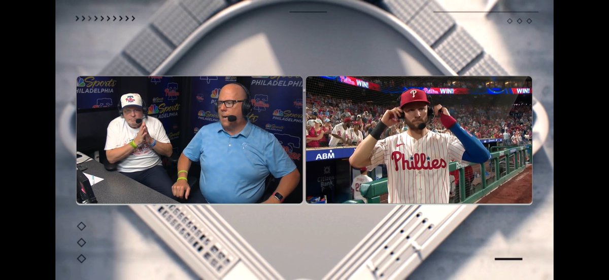 _krissnicolee_'s tweet photo. I just ended up finishing the game on my phone🙄⚾️🫶🏻 10-6, W #PITvsPHI #RingTheBell #Phillies #TreaTurner #AlecBohm #BohmerHomer #Bohmer https://t.co/mWsJXm527O