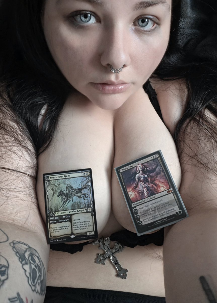 Punkloaf's tweet photo. Wanna play with me? <3 https://t.co/ff4YphqFuf