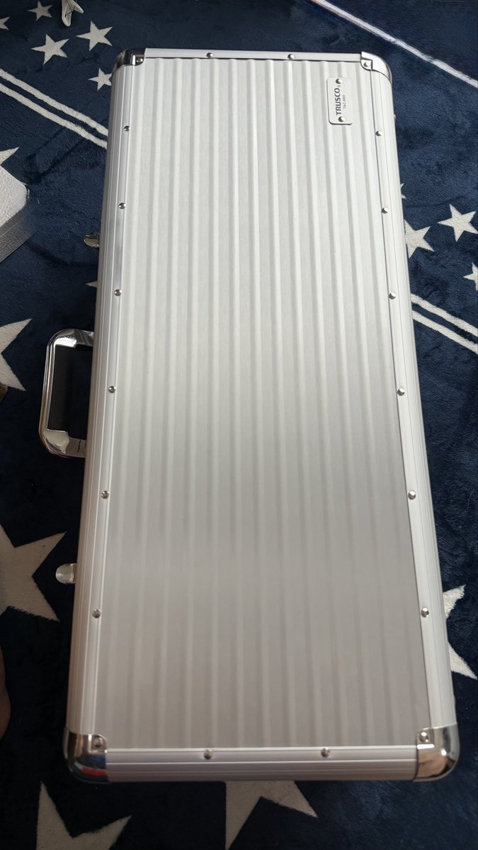 Astro_AgeTaro's tweet photo. TRUSCO(トラスコ) 大型アルミ工具箱TAC-66Hは内寸64cmで、タカハシFCT-114DFの接眼部を外すとピッタリ収納できました。ニコンのキャップも上手くハマった。
#天文 #���材 https://t.co/5lYoGWAmR0