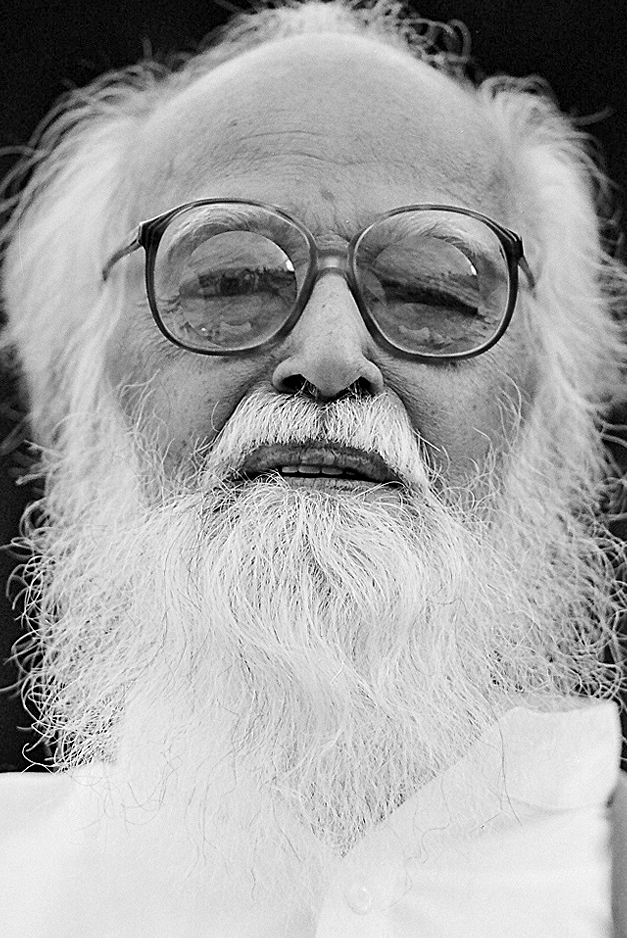 VethathiriGnana's tweet photo. அன்பர்களின் கேள்விகளும் – அருட்தந்தையின் பதில்களும்
❓ #கேள்வி: சுவாமிஜி “நாடி ஜோதிடத்தில்” எல்லோருக்கும் எவ்வாறு #ஜாதகம் அமைகிறது? அது எந்த அளவு சரியாக இருக்கும்?
✅ #பதில் -#வேதாத்திரி
✖️K.Pudur MVKM Trust, Madurai
🤝https://t.co/aY7RIMDoo1
#கேள்விப்பதில் #QuestionAndAnswer https://t.co/socEnia1B9