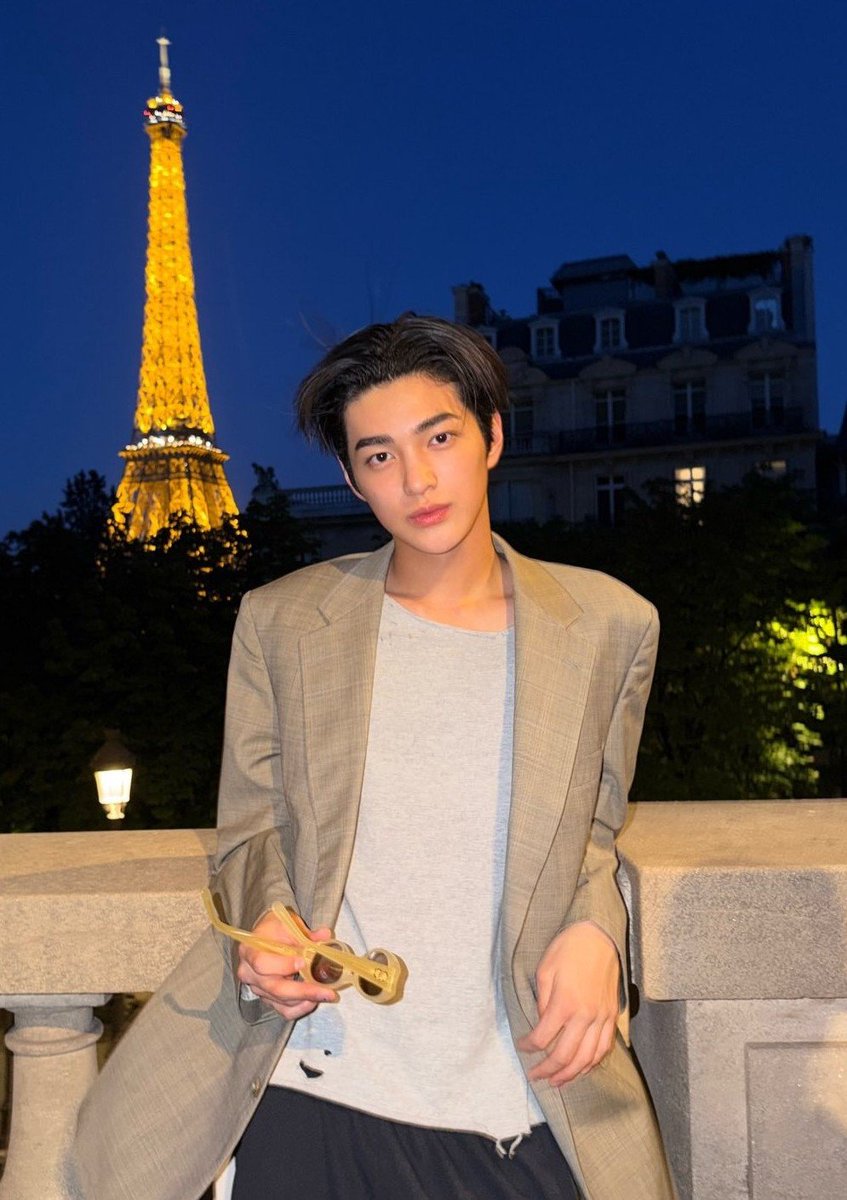 keonholicina's tweet photo. Hashtag Keonho #AnQianHao telah mencapai 1 miliar penayangan di Rednote, dengan lebih dari 7.5 juta postingan! 👏🩵

Congratulation Ahn Keonho🎉

#KEONHO #건호 #CORTIS #코르티스 https://t.co/NK7RDOKSse
