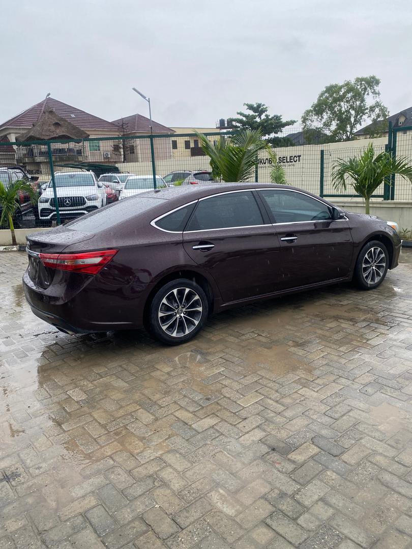 PrimeMediaGist's tweet photo. 🚘 FOR SALE – TOKUNBO 2016 TOYOTA AVALON

Very clean Tokunbo 2016 Toyota Avalon available for sale.

✅ First body
✅ Clean leather interior
✅ Smooth engine and gearbox
✅ Chilling A/C
✅ Buy and drive

💰 Price: ₦18,500,000 (Negotiable)

📍 Location: Ajah Lagos  

Serious buyers only.

Call/WhatsApp: [09065245128

#lagoscars #nigeriacars #usedcarsnigeria #toyotaavalon